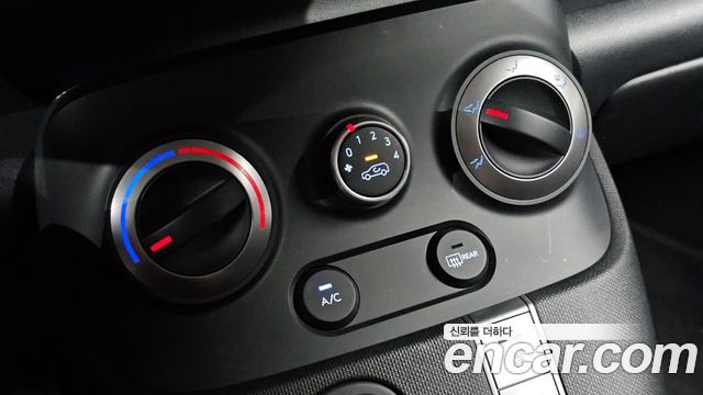Hyundai Casper 2023 — photo 20