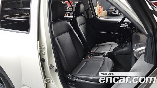 Hyundai Casper 2023 — photo 16