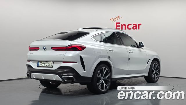 BMW X6 2021 — photo 2
