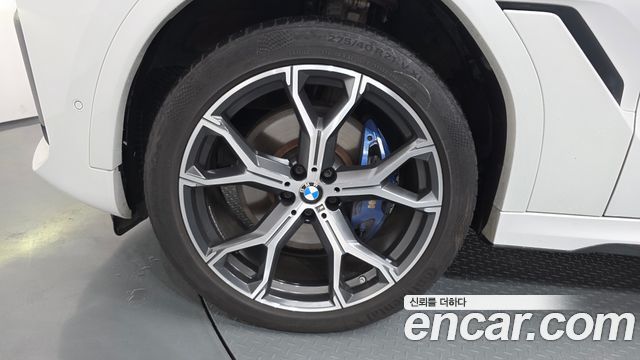 BMW X6 2021 — photo 5