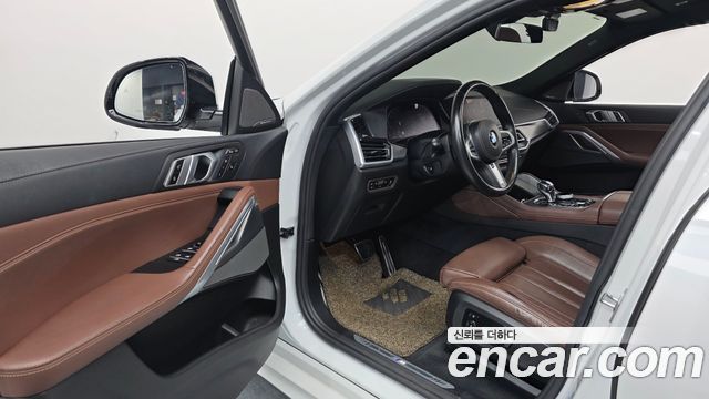 BMW X6 2021 — photo 10