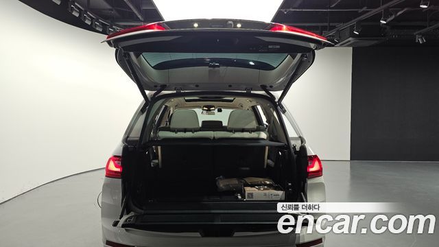 BMW X7 2021 — photo 26