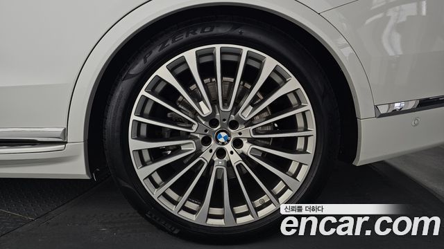 BMW X7 2021 — photo 7