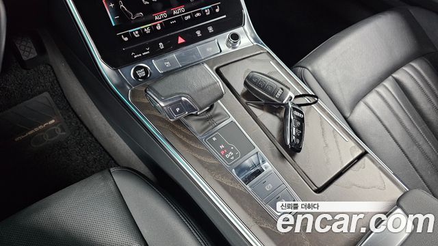 Audi A6 2021 — photo 12