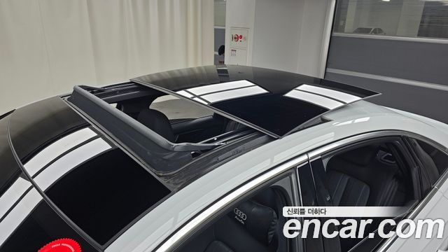 Audi A6 2021 — photo 29