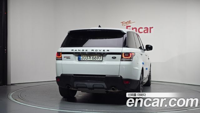 Land Rover Range Rover Sport 2017 — photo 4