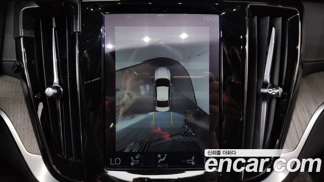 Volvo S60 2020 — photo 15