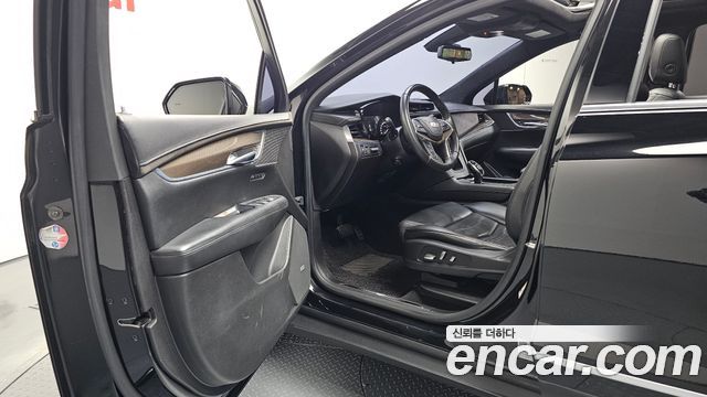 Cadillac XT5 2018 — photo 10