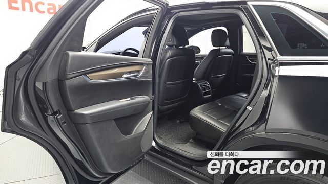Cadillac XT5 2018 — photo 12