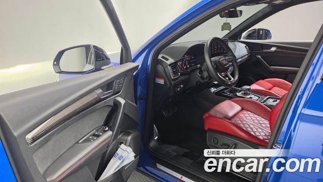 Audi SQ5 2023 — photo 10