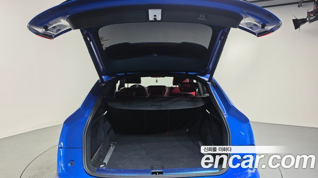 Audi SQ5 2023 — photo 20