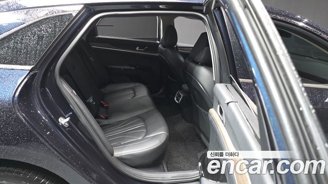 Kia K5 2022 — photo 12