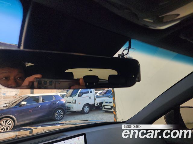 Genesis GV70 2021 — photo 17