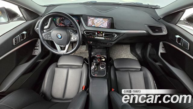 BMW 2-Series 2021 — photo 10