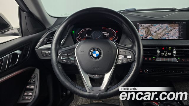 BMW 2-Series 2021 — photo 19