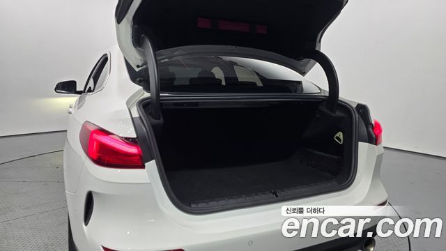 BMW 2-Series 2021 — photo 25