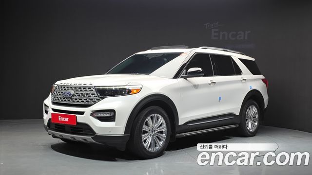Ford Explorer 2021 — photo 1