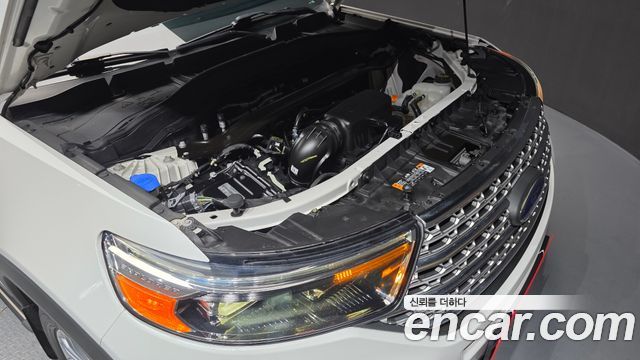 Ford Explorer 2021 — photo 6