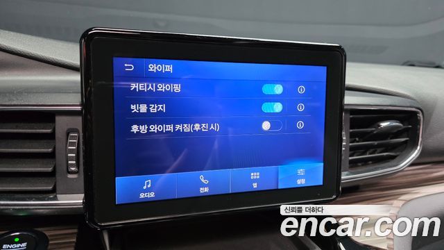 Ford Explorer 2021 — photo 35