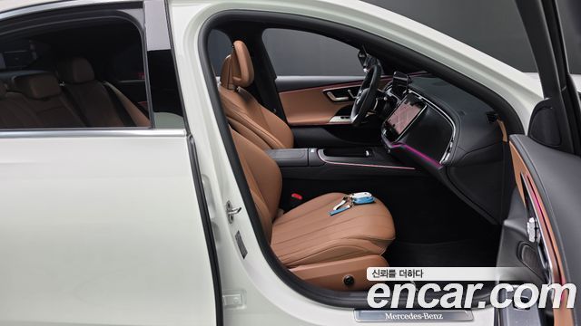 Mercedes-Benz E-Class 2026 — photo 16