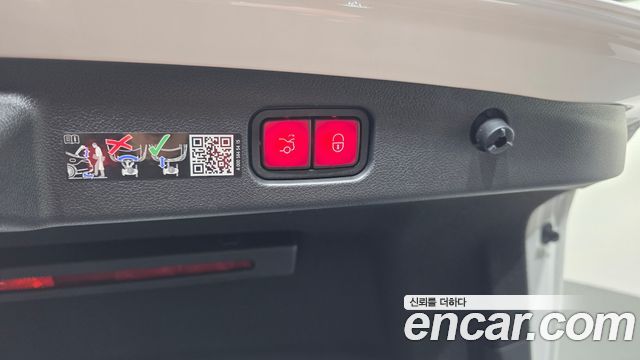 Mercedes-Benz E-Class 2026 — photo 33