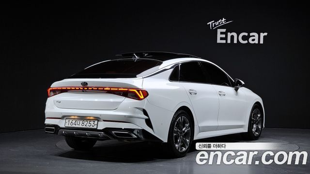 Kia K5 2021 — photo 2