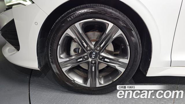Kia K5 2021 — photo 5