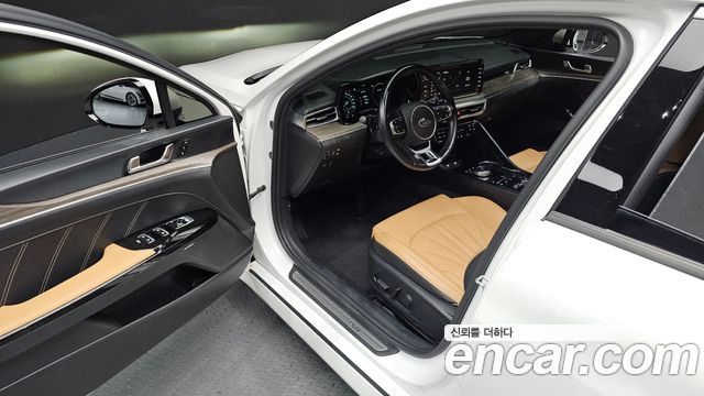 Kia K5 2021 — photo 17