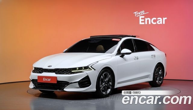 Kia K5 2021 — photo 1