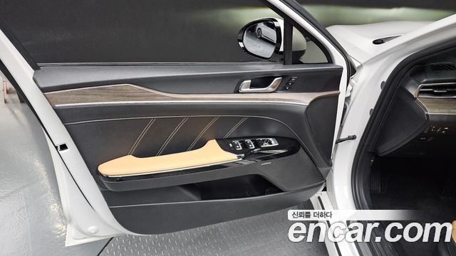 Kia K5 2021 — photo 14