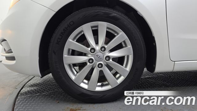 Kia K3 2014 — photo 5