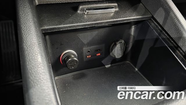 Kia K3 2014 — photo 13
