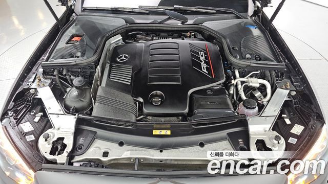 Mercedes-Benz E-Class 2023 — photo 6