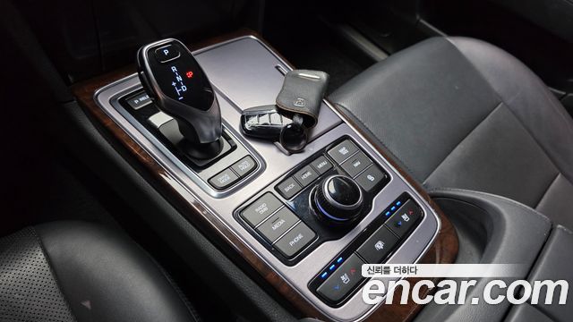 Hyundai Equus 2015 — photo 9