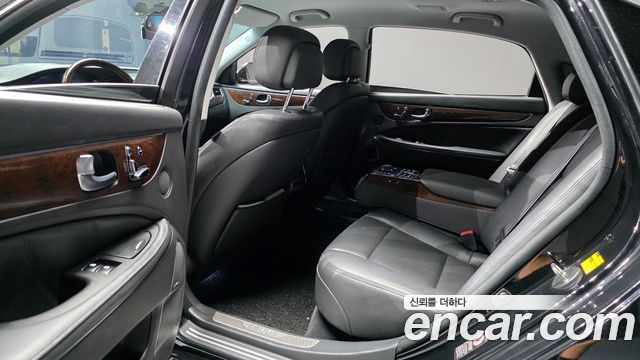 Hyundai Equus 2015 — photo 12