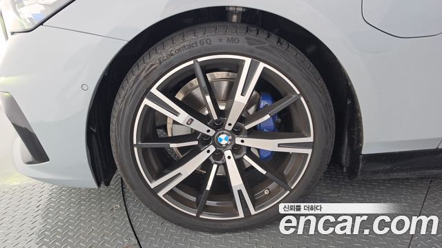 BMW 5-Series 2025 — photo 5