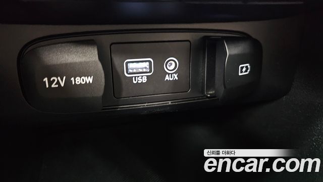 Hyundai Veloster 2019 — photo 18