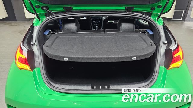 Hyundai Veloster 2019 — photo 23