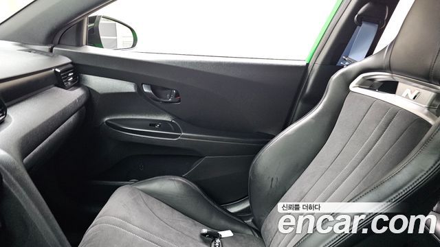 Hyundai Veloster 2019 — photo 15