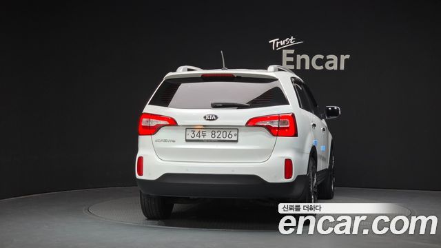 Kia Sorento 2013 — photo 4