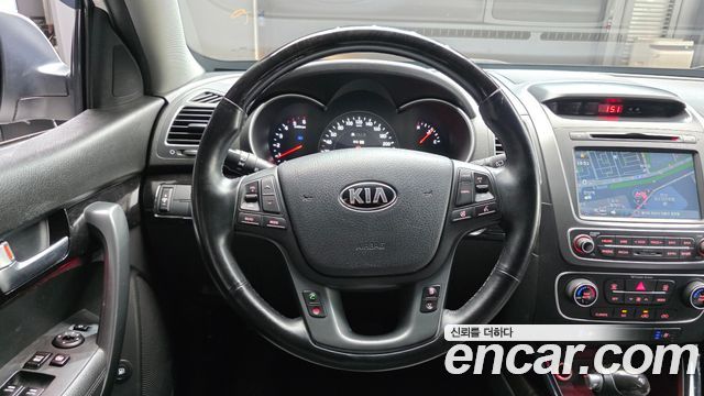 Kia Sorento 2013 — photo 12
