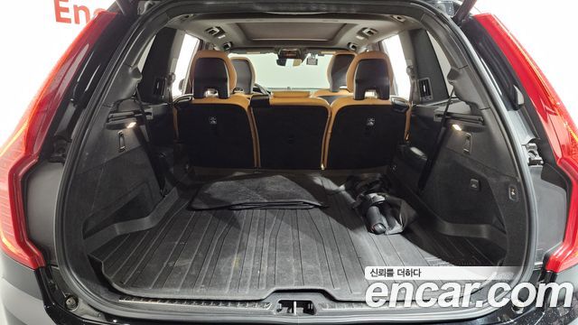 Volvo XC90 2019 — photo 20
