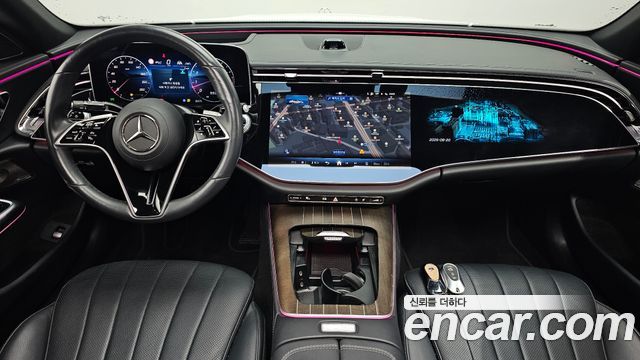 Mercedes-Benz E-Class 2024 — photo 10