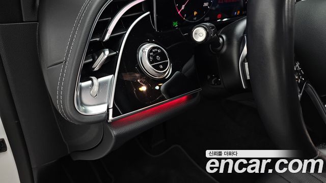Mercedes-Benz E-Class 2024 — photo 27
