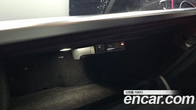 Mercedes-Benz E-Class 2024 — photo 30