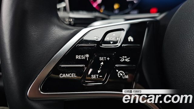 Mercedes-Benz E-Class 2024 — photo 35