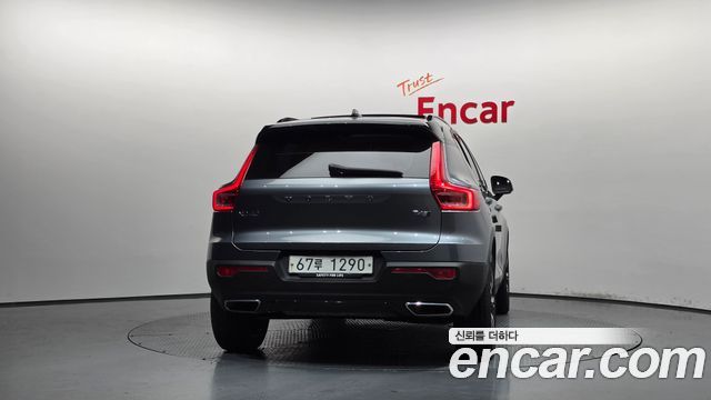 Volvo XC40 2019 — photo 4
