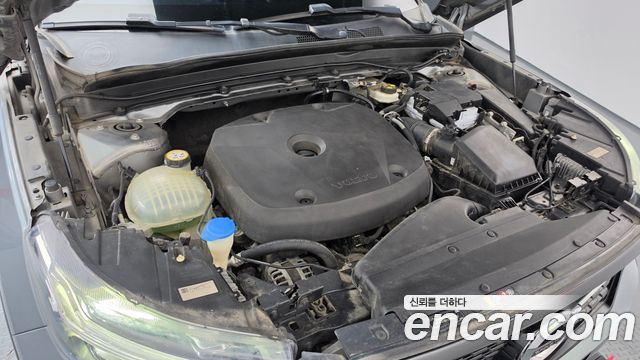 Volvo XC40 2019 — photo 6