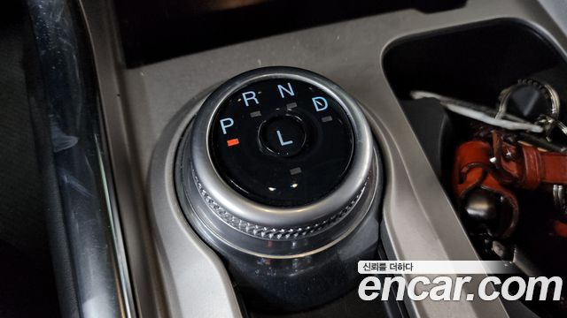 Ford Explorer 2022 — photo 9