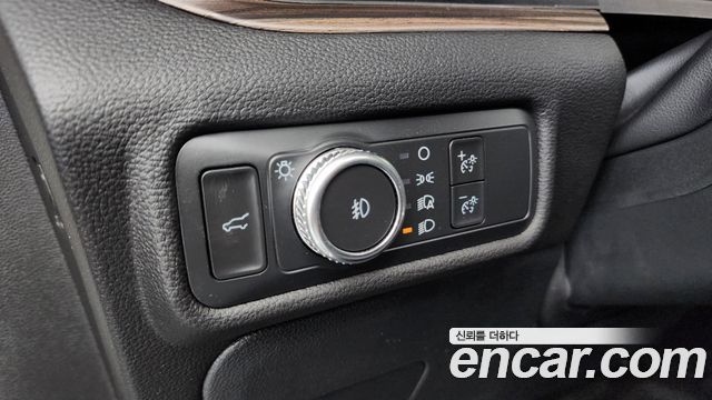 Ford Explorer 2022 — photo 16